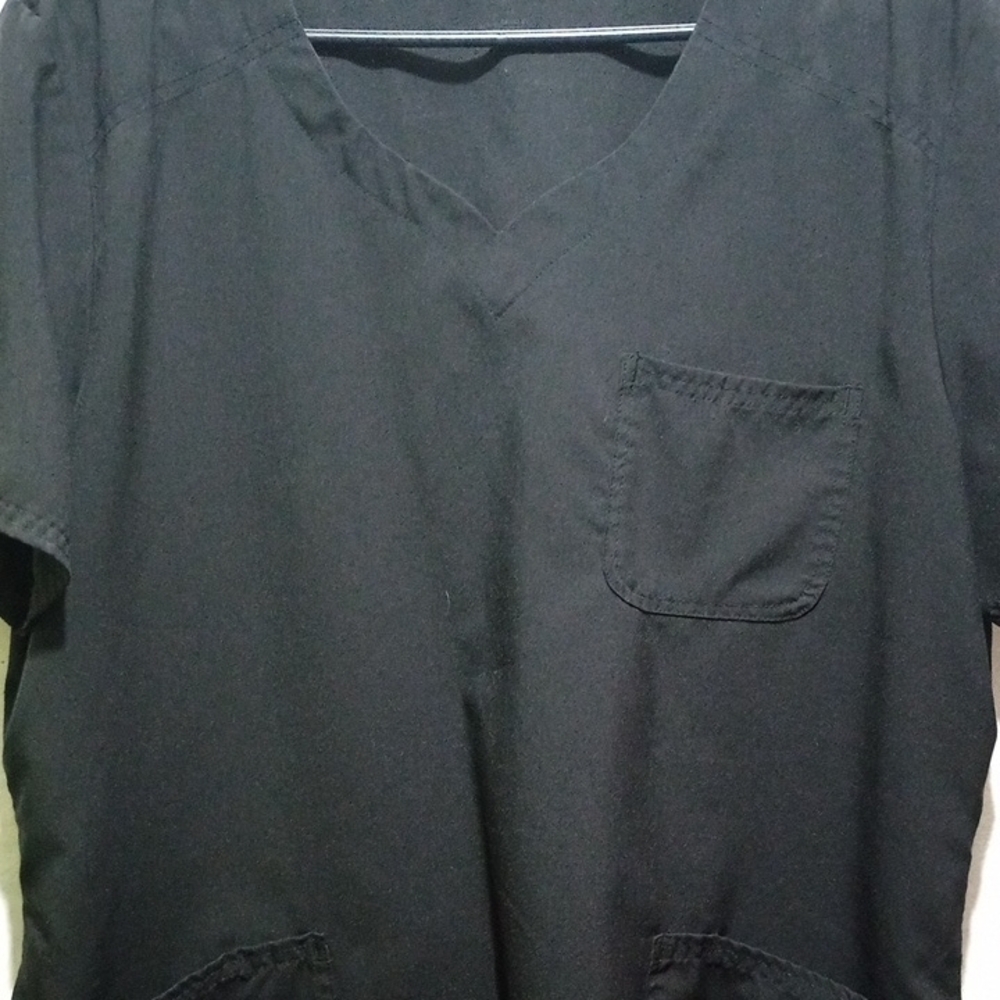 Black V-Neck Scrub Top